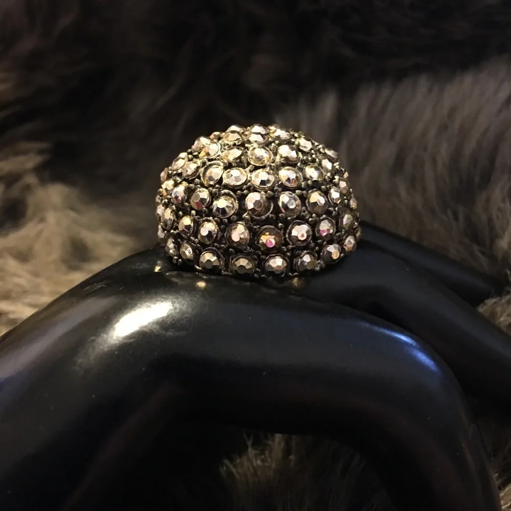 Gold tone faceted stone dome stretch ring